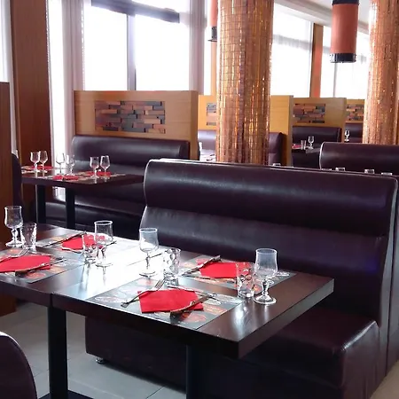 호텔 De La Seine 에피네쉬르세느강