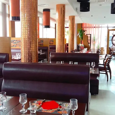 호텔 De La Seine 에피네쉬르세느강