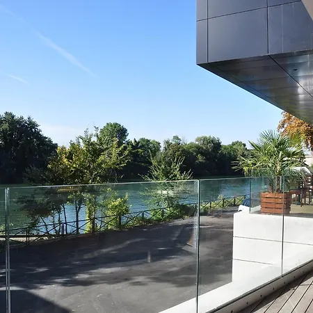De La Seine Hotel